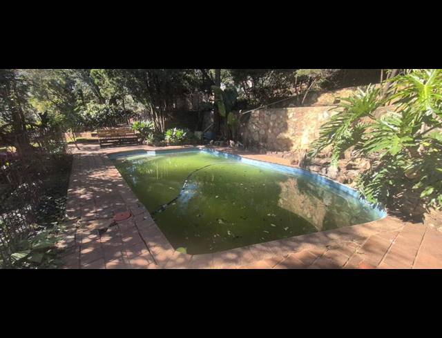5 BEDROOM HOUSE FOR SALE IN WILRO PARK